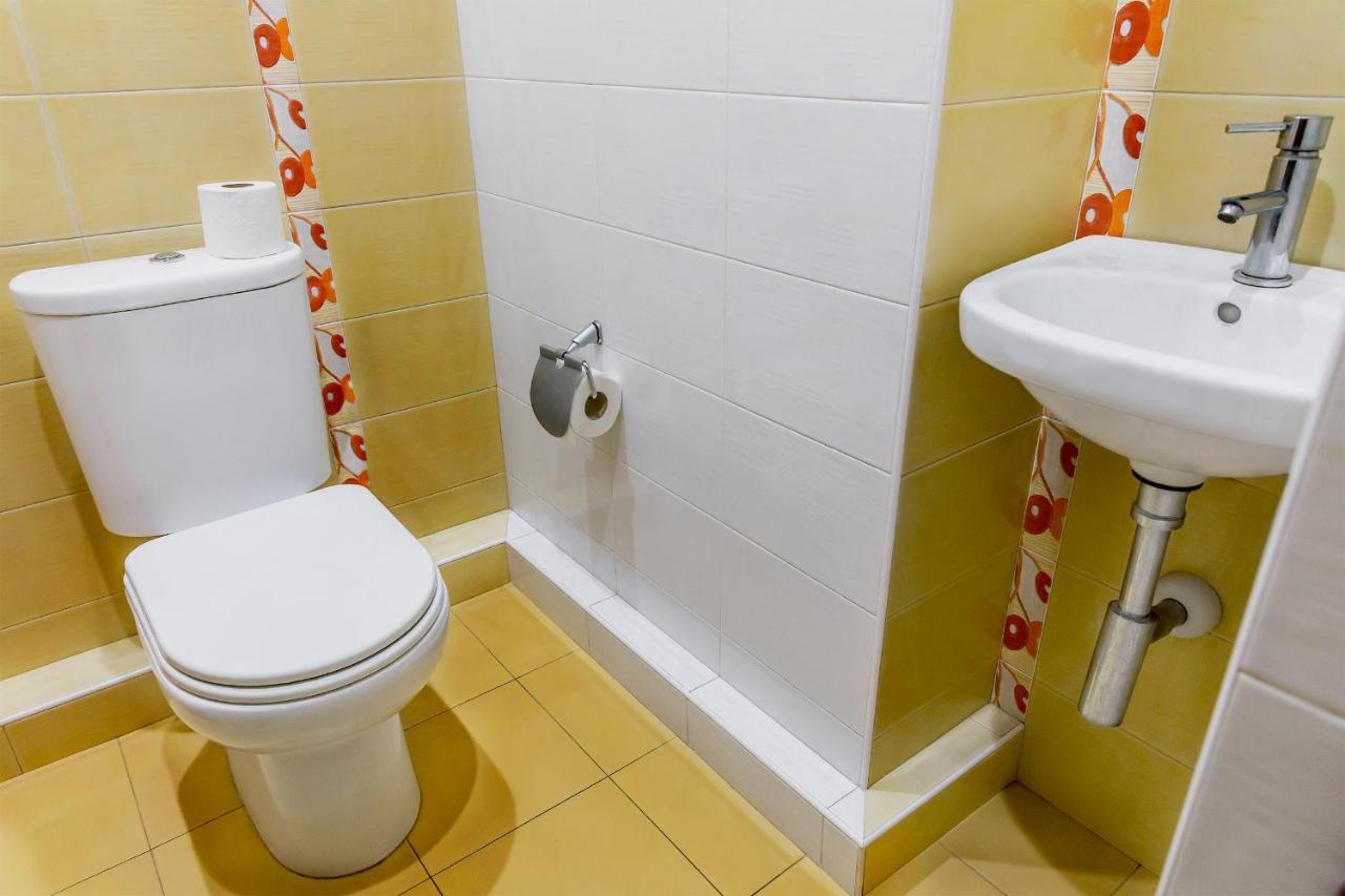 3 Bedroom Apartment Near Republic Square エレバン エクステリア 写真
